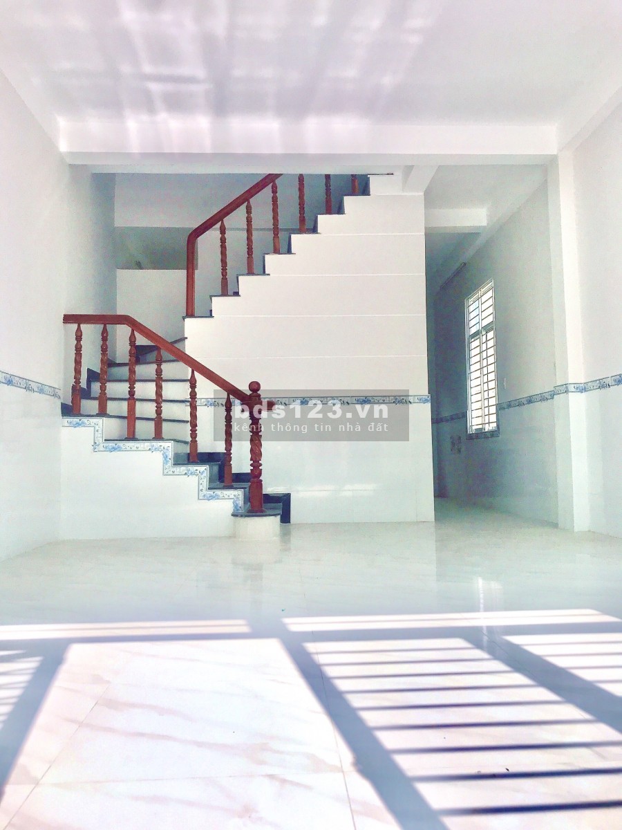 Bán nhà 129m², giá 19tr/m², Quận Cái Răng, hoàn thiện mới 100%, hỗ trợ vay 50%