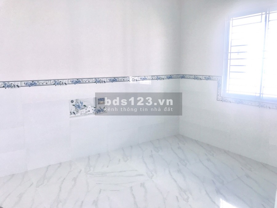 Bán nhà 129m², giá 19tr/m², Quận Cái Răng, hoàn thiện mới 100%, hỗ trợ vay 50%