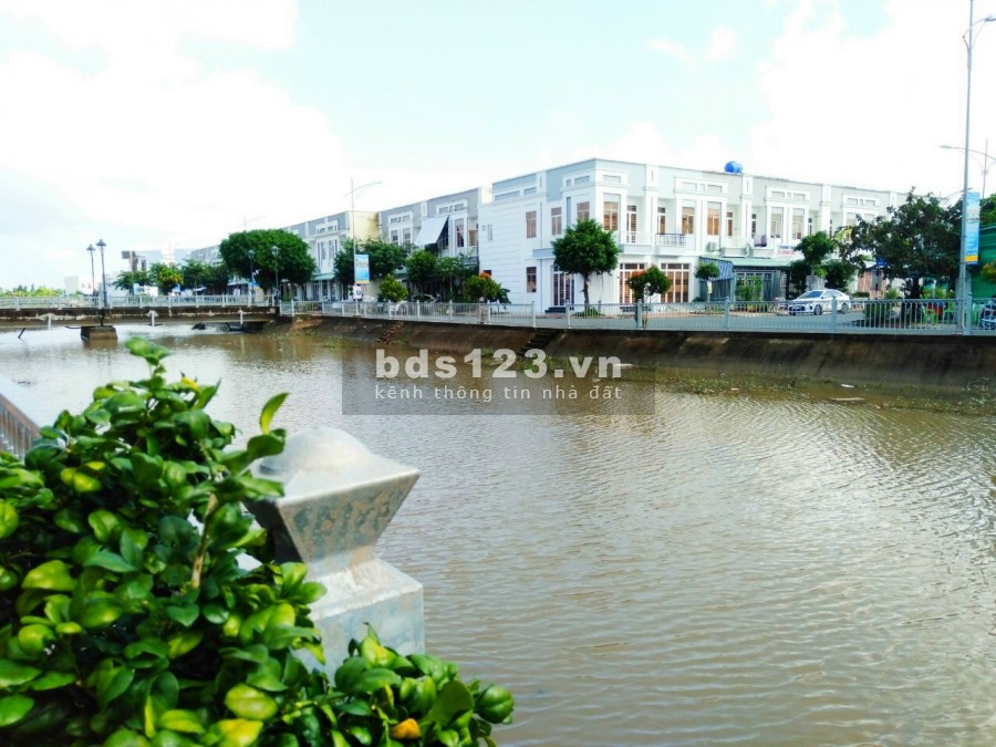 Bán nhà 129m², giá 19tr/m², Quận Cái Răng, hoàn thiện mới 100%, hỗ trợ vay 50%