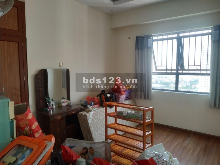 Bán căn hộ tầng trung VP3 Linh đàm dt 90.3m2 sổ chính chủ 3 phòng ngủ đẹp giá 2.45 tỷ