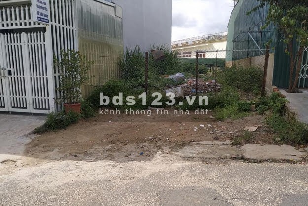 Bán Đất Trường Lâm Đức Giang Ngõ Ô to Tải 45m mặt tiền 4,2m