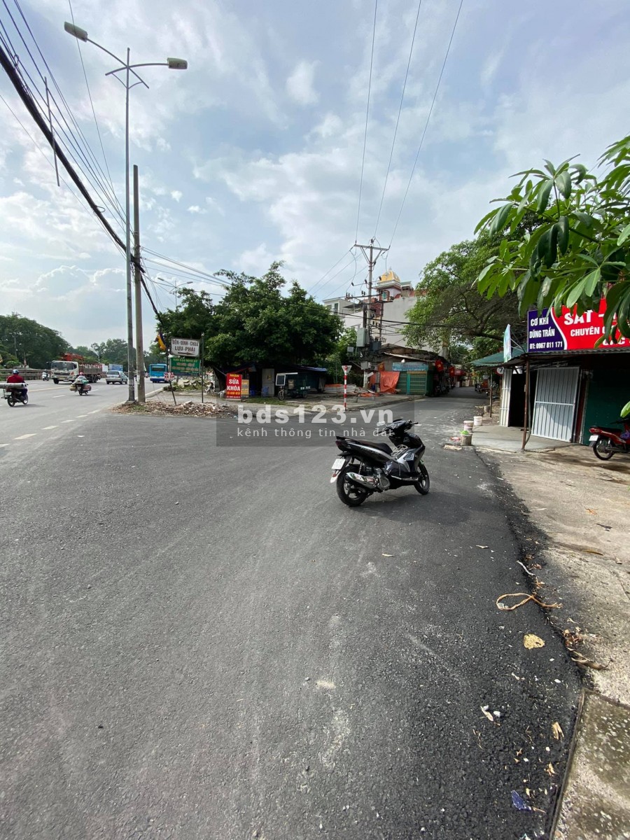 Đất phân lô Lưu Phái, diện tích đất 50m2, giá bán 3.9 tỷ, lh 0912229801