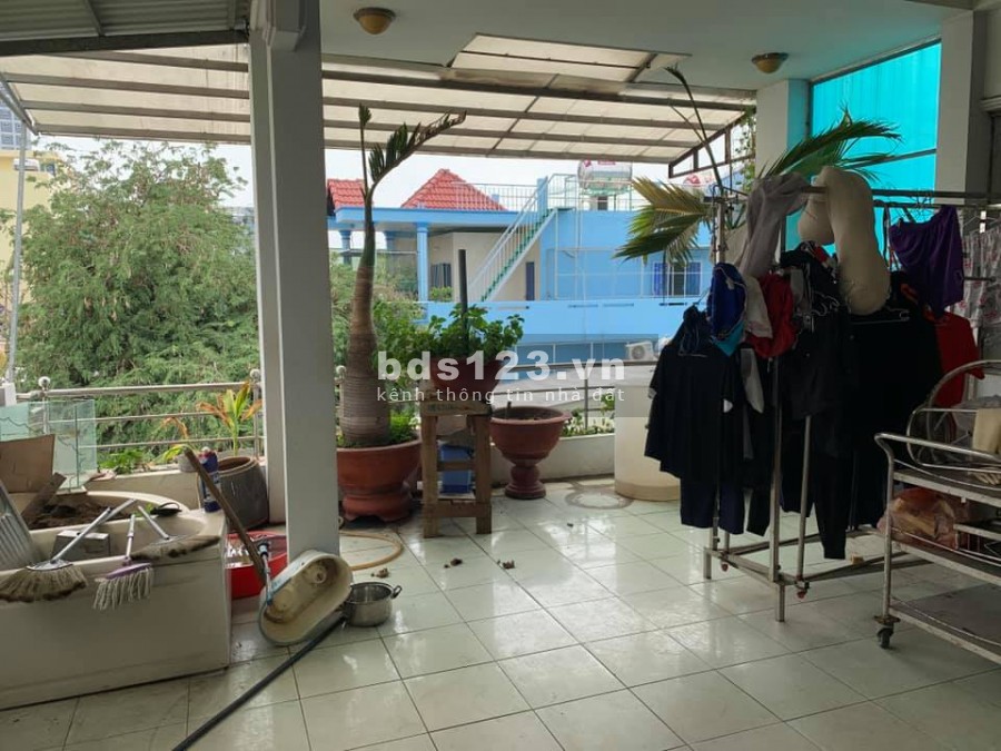Nhỉnh 7 tỷ có nhà HXH 120m2(6x20x3Tầng) Lũy Bán Bích Tân Phú. Bán gấp