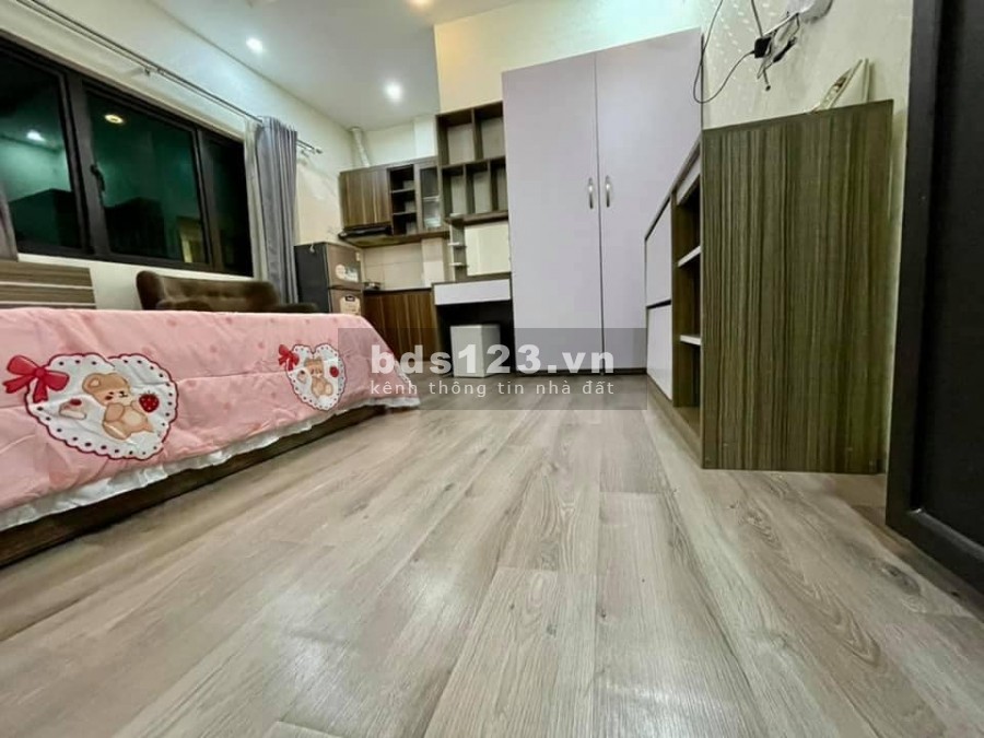 Toà chung cư mini Nguyễn Khánh Toàn, dt 110m2, 6 tầng thang máy, 27 phòng khép kín, dòng tiền 150 triệu/tháng