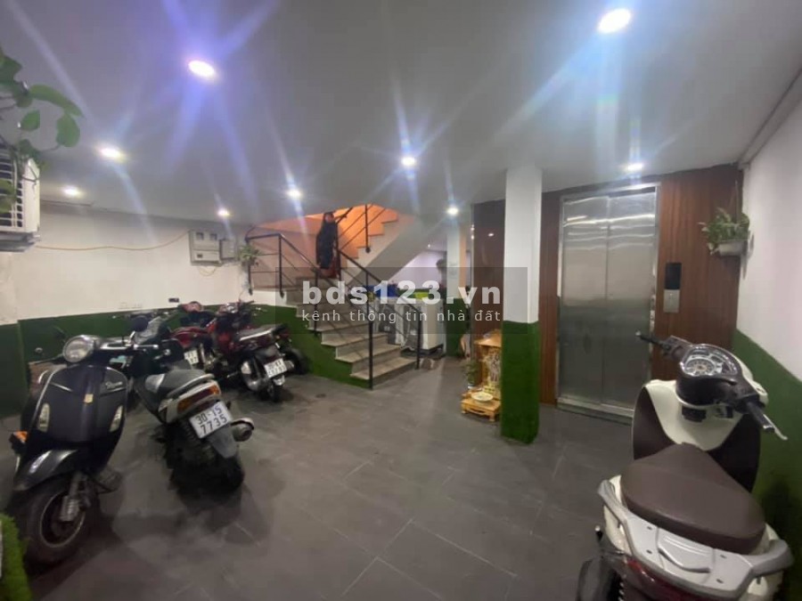 Toà chung cư mini Nguyễn Khánh Toàn, dt 110m2, 6 tầng thang máy, 27 phòng khép kín, dòng tiền 150 triệu/tháng