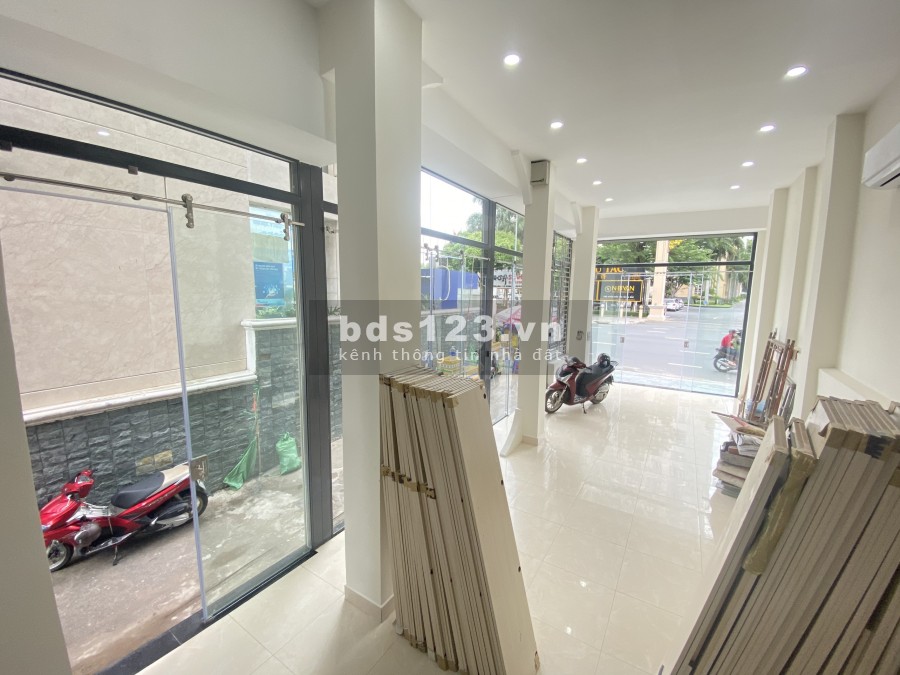 Hỗ trợ kinh doanh mùa dịch giảm giá mặt bằng đã có sẵn vào kinh doanh ngay.
