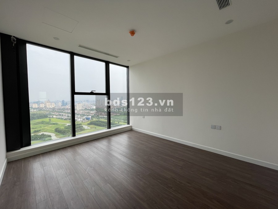 Duplex Sunshine City (160m2) - 3 ngủ - 4 logia (View Sân GÔN) - Giá: 7,9 tỷ( full đồ gỗ + bao phí)
