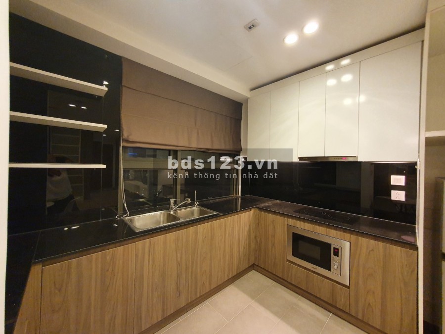 Cho thuê chung cư Star City Lê Văn Lương studio 50m2 full đồ 10.5 triệu. Lh 0377983070