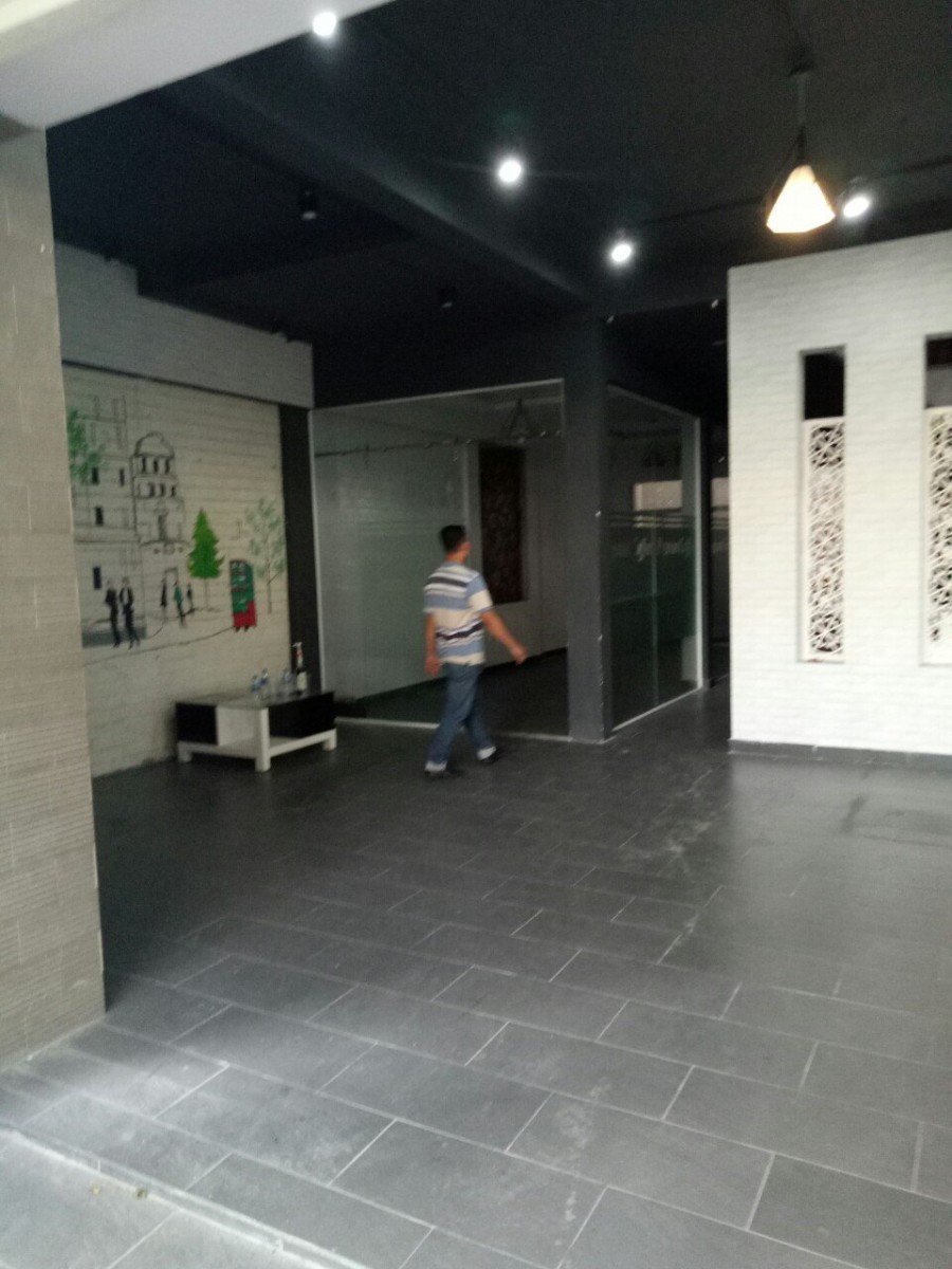 Cho thuê nhà Vip khu Phường 2, Đường Hoa Mai, Q.Phú Nhuận. Hầm trệt 3 lầu, 8x18m