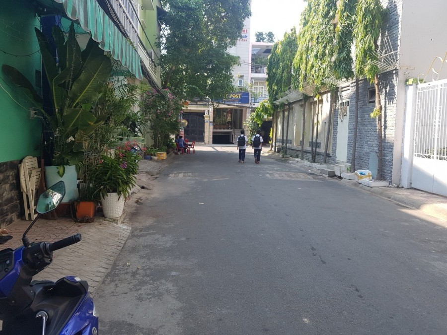 Cho thuê nhà Vip khu Phường 2, Đường Hoa Mai, Q.Phú Nhuận. Hầm trệt 3 lầu, 8x18m