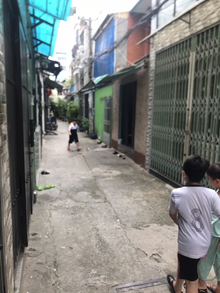 Cho thuê nhà nguyên căn 27/1 đường số 2 Thống Nhất, phường 16, quận Gò Vấp, thành phố Hồ Chí Minh.
