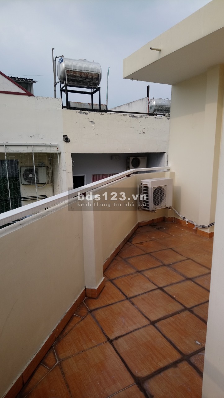 Bán nhà 2 mặt tiền 4 tầng Lạc Long Quân Quận 11 giá chỉ 6.55 tỉ