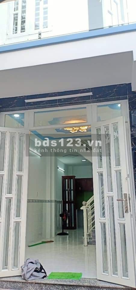 Cho thuê nhà 1 trệt + 1 lầu hẻm 160 Nguyễn Văn Quỳ, hẻm xe tải