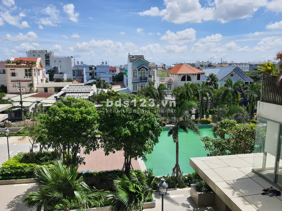 Cho thuê Opal Garden 70m2 tầng thấp có 2 máy lạnh, sofa, giường tủ LH 0906294299