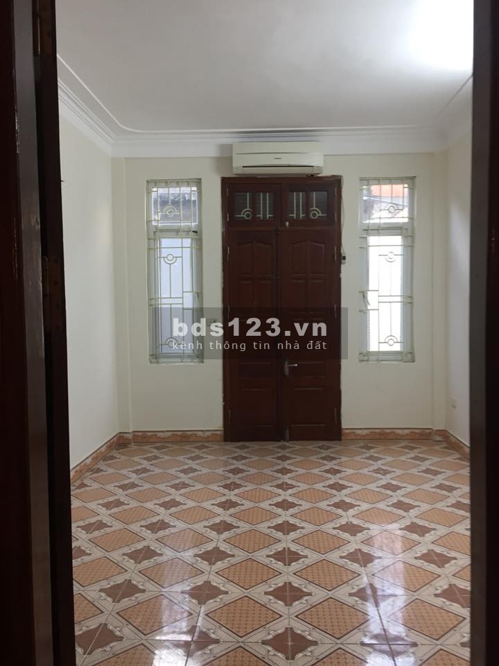Bán nhà 5 tầng ngõ Lệnh Cư, Khâm Thiên 34m2 giá 2,85 tỷ. LH 0912442669