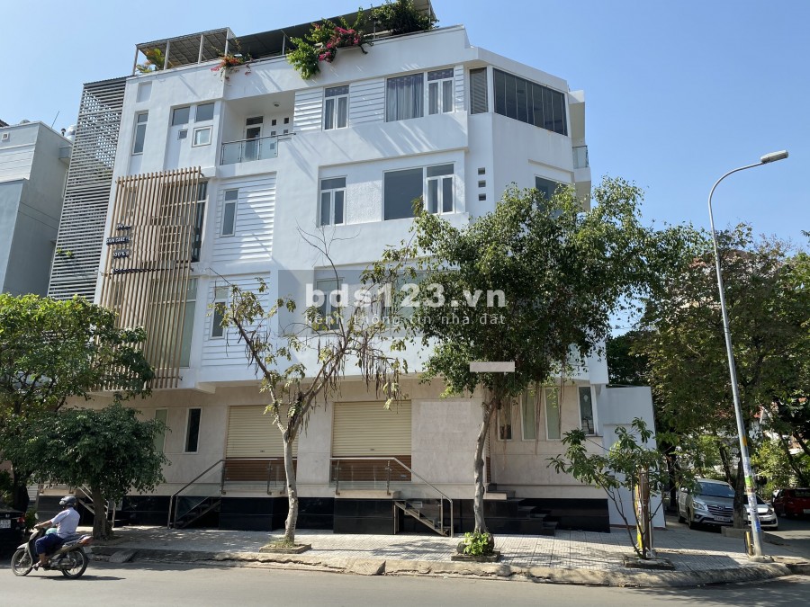 Cho thuê nguyên căn 340m2, hầm trệt 2 lầu sàn trống suốt An Phú, Quận 2
