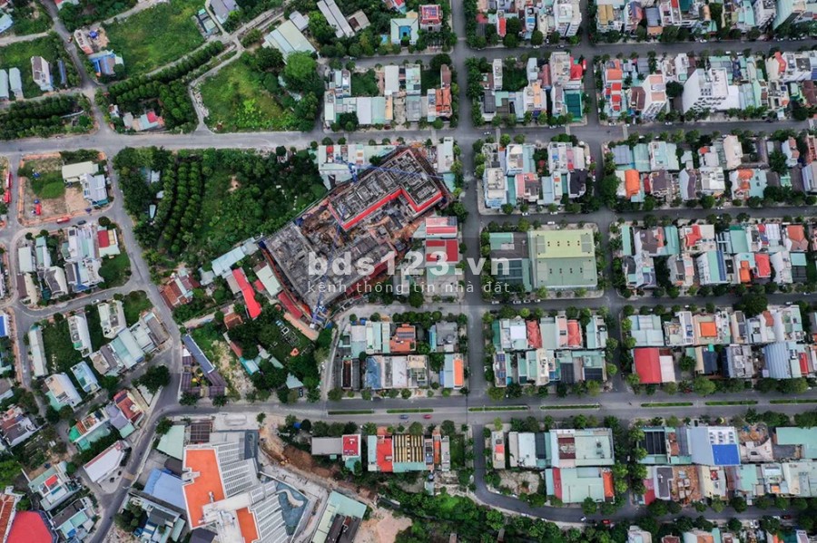 Bán gấp nhà phố Hoàng Mai, dt 60m2, 5 tầng, mới 6 phòng ngủ, giá bán 4.3 tỷ có thương lượng