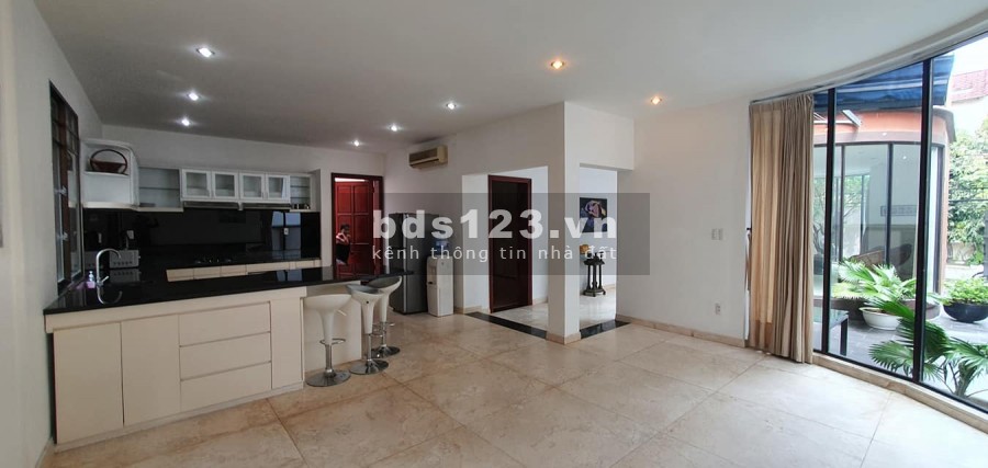 Cho thuê Villa 400m2, 1 trệt 1 lầu 5 pn, hồ bơi sân vườn rộng Thảo Điền, Quận 2