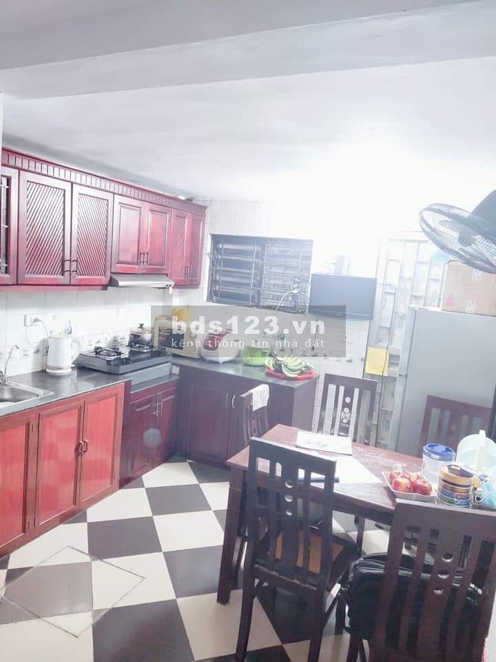 Bán nhà Vạn Phúc ngõ thông thoáng oto giá bán nhỉnh 3 tỷ, lhcc