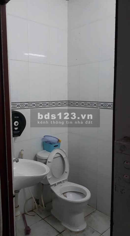 Rẻ bất ngờ chỉ 2,7 tỷ mua mua được nhà đường Phan Anh quận Tân Phú 42m2