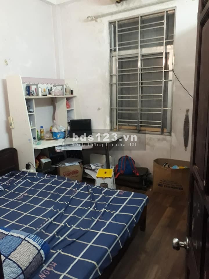 Bán nhà trung tâm phố Định Công Thượng khu đong dân cư dễ sống, sổ đỏ vuông 48m, xây 4 tầng, giá 3.2 tỷ