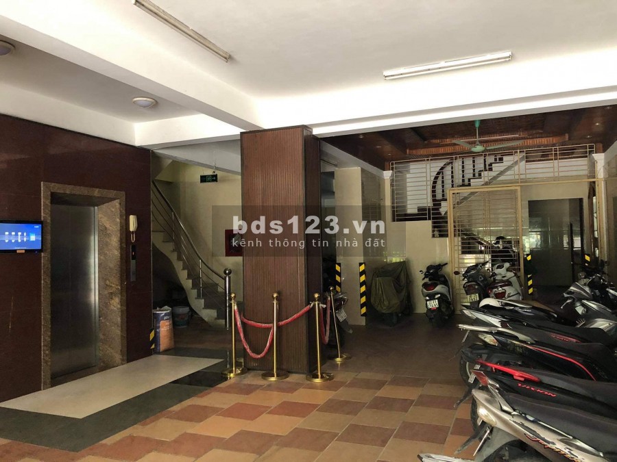 Kinh Doanh VIP, Khúc Thừa Dụ, 190m2 MTx8m vị trí mặt tiền hiếm