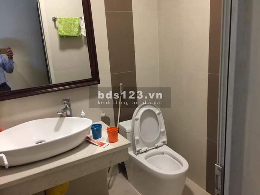 Bán nhà trung tâm phố Định Công Thượng khu đong dân cư dễ sống, sổ đỏ vuông 48m, xây 4 tầng, giá 3.2 tỷ