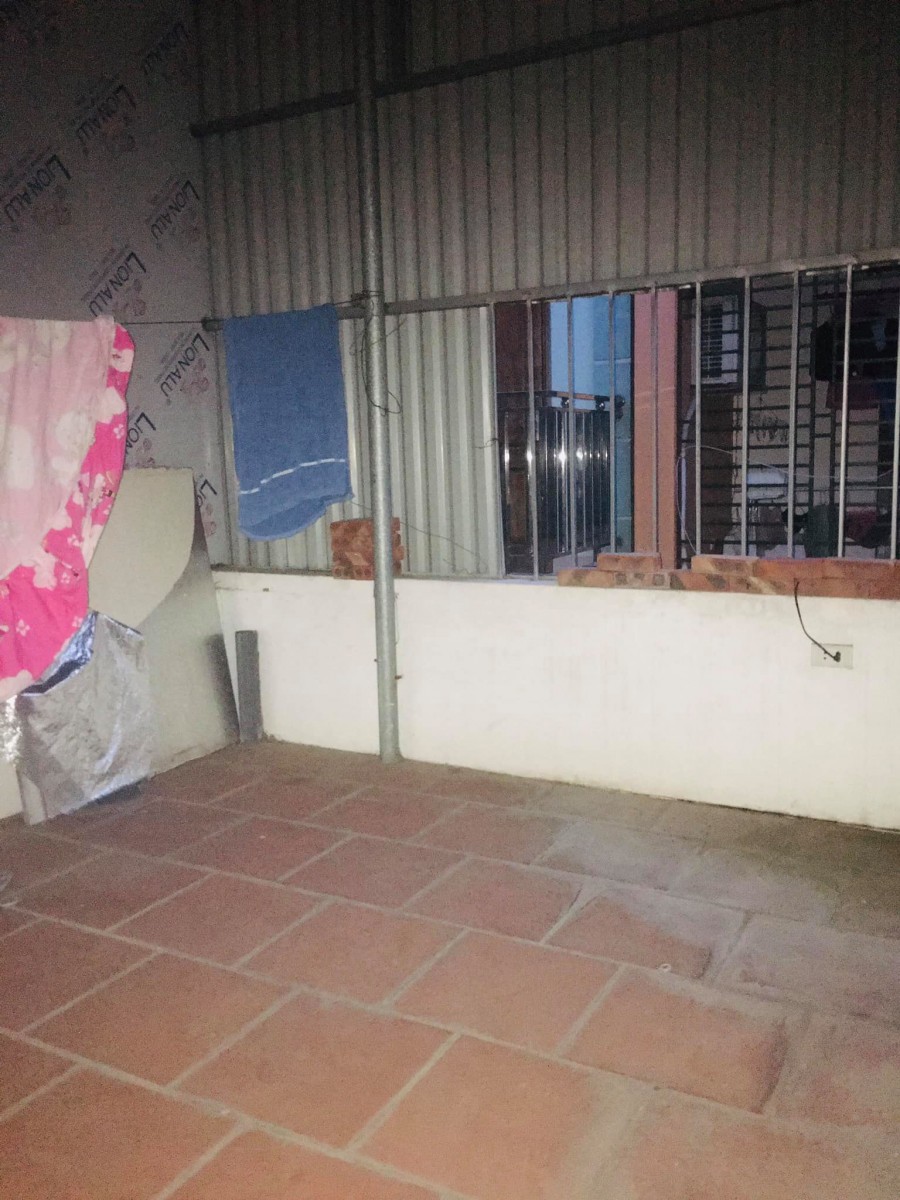Bán nhà Phường Việt Hưng, Long Biên, 56m2 x 3 Tầng, sát mặt phố Lệ mật Liên hệ 0944267031