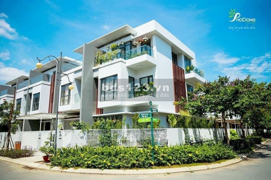 Biệt thự sang trọng ở Phố Đông Village quận 2. CK đến 6% tại tiếp giáp Nguyễn Thị Định.