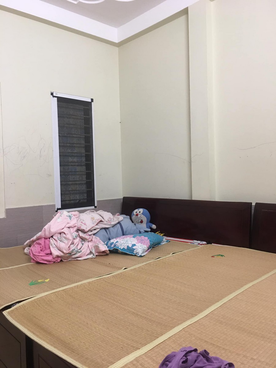 Bán nhà Phường Việt Hưng, Long Biên, 56m2 x 3 Tầng, sát mặt phố Lệ mật Liên hệ 0944267031