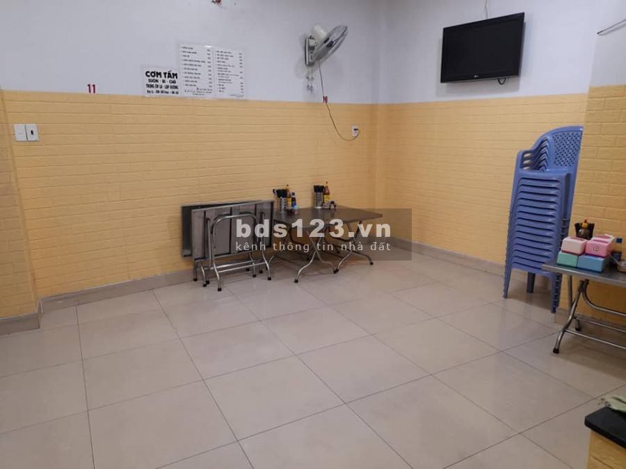 Bán nhà MTKD nữ anh hùng Út Tịch, Phường 4 Q.Tân Bình giá 10.5tỷ
