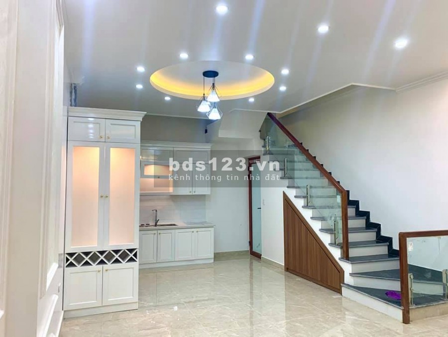 Cực đẹp bán nhà 4 tầng tại TĐC Vinhome Xi Măng Giá chính chủ 4,42 tỷ
