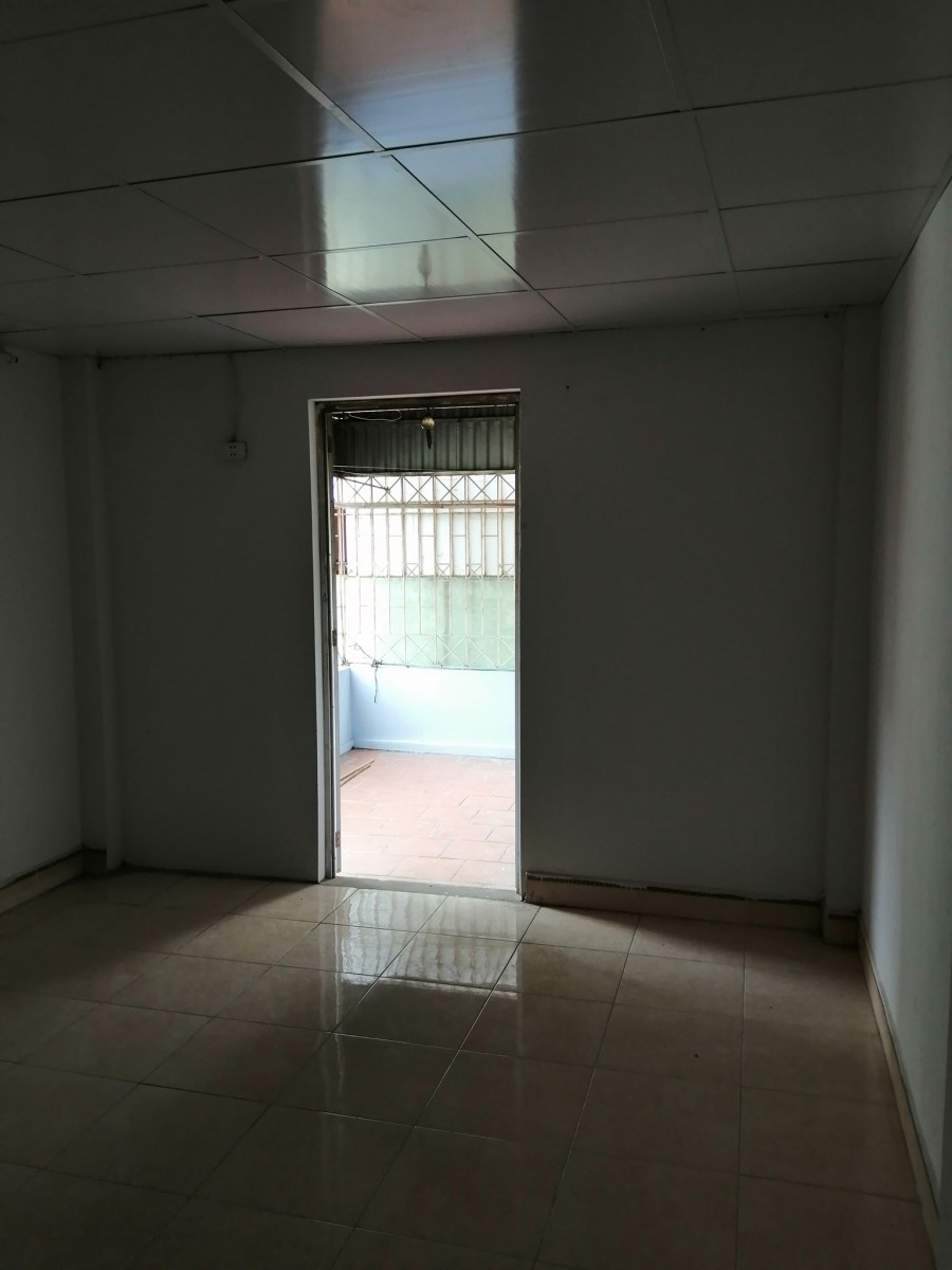 Nhỉnh 2 tỷ hàng xóm royal nguyễn trãi , thanh xuân , Hà Nội