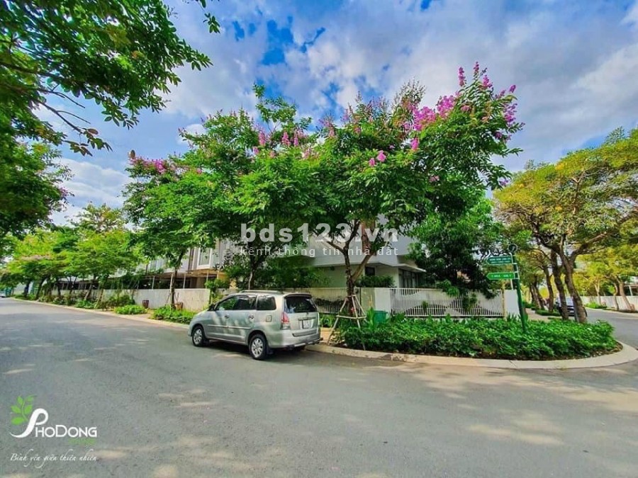 Biệt thự sang trọng ở Phố Đông Village quận 2. CK đến 6% tại tiếp giáp Nguyễn Thị Định.
