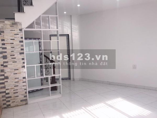 Bán nhà Bạch Mai ngõ nông, nhà mới siêu đẹp, dt 41,5m 5 tầng 3,75 tỷ