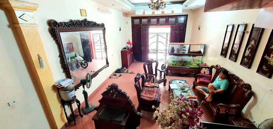 Bán Nhà Phùng Hưng 80m2, Mặt Tiền 5m, Gần Phố, Ngõ Ô Tô Tránh, Ô Tô Vào Nhà Chỉ 7.9 Tỷ