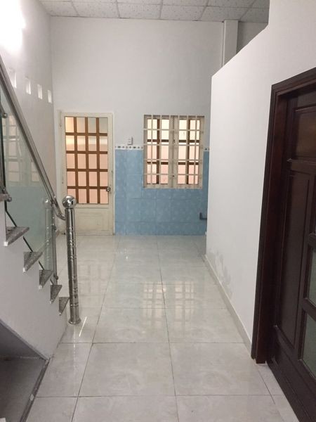 Bán nhà mặt tiền đường 4 Phước Bình Quận 9 diện tích sử dụng giá 7.6 tỷ