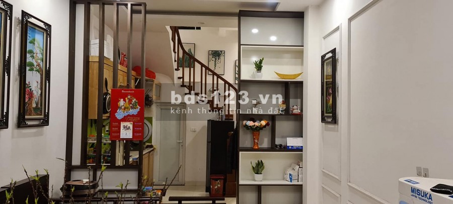 Bán nhà hoàn công chất phân lô 6 tầng, dt 35m2, vỉa hè ô tô tránh giá nhỉnh 4 tỷ