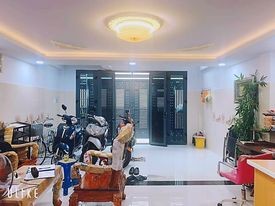 Nhà hẻm xe hơi cách Bùi Đình Tuý 1 căn Bình Thạnh, 2 tầng, dt 74m2, giá 6.35 tỷ