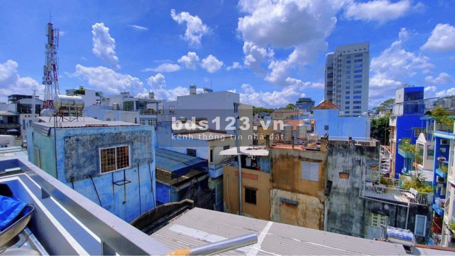 Siêu hiếm Võ Văn Tần, Quận 3 giá chỉ 6.5 tỷ, nhà đẹp 5 tầng, 4 phòng ngủ, hẻm 1 xẹc, lhcc