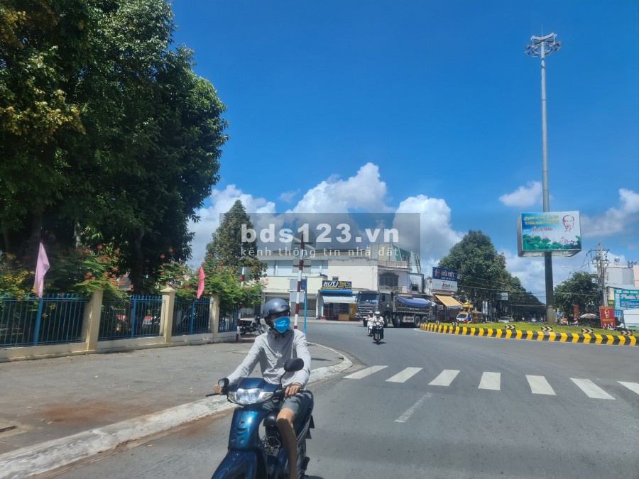 Cần vốn làm ăn bán gấp mảnh đất mặt tiền đường Võ Thị Sáu có diện tích 137m2