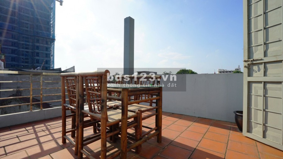 Chính chủ cần bán nhà trong ngõ Đặng Thai Mai, mặt tiền 4m, hướng Tây Nam, Lh: 0972933496
