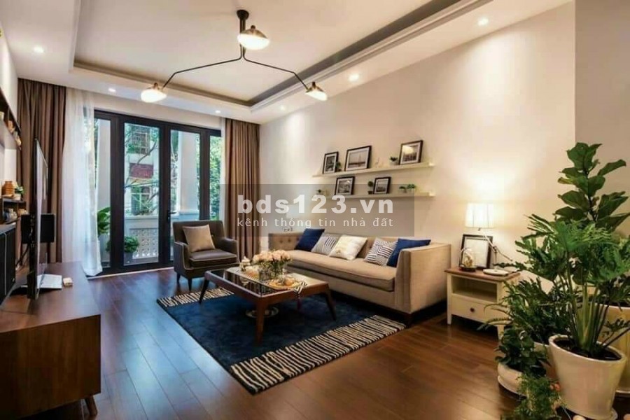 Royal Town Nhà Phố, Shophouse đẹp, vị trí trung tâm Tp. Dĩ An, Bình Dương