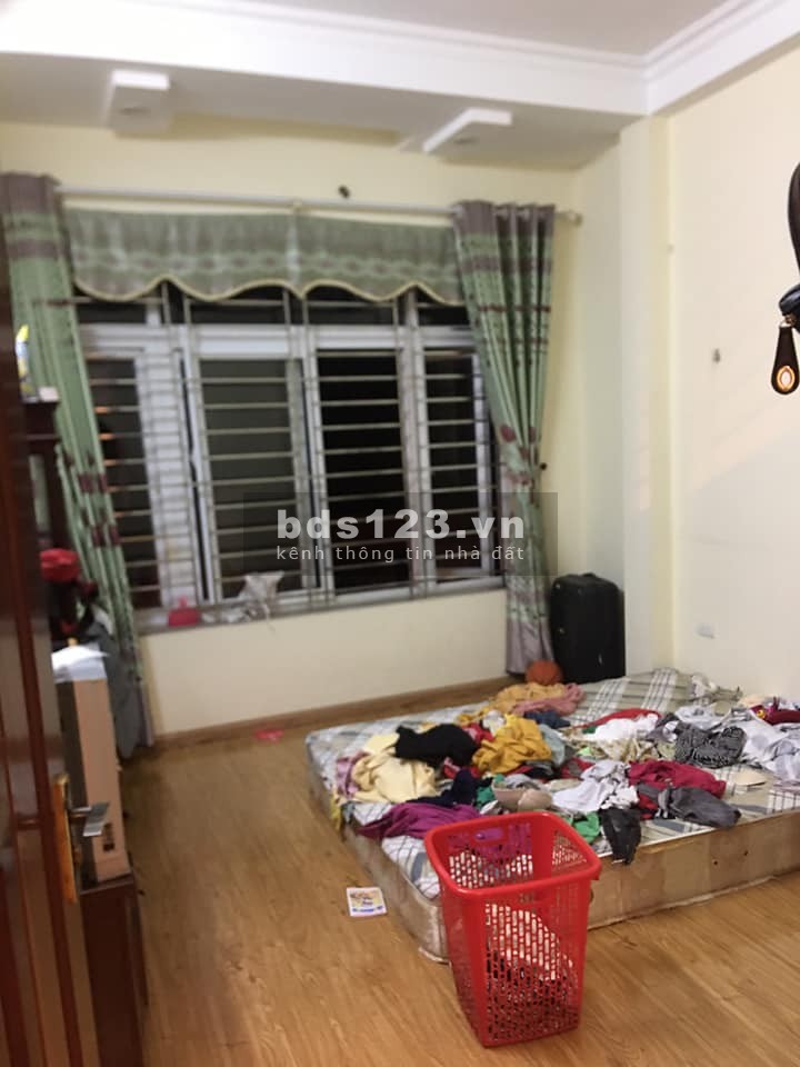 Hiếm! Nhà Lâm Hạ, khu VIP Bồ Đề, Long Biên, ô tô vào nhà, 46m2 4 tầng nhỉnh 5 tỷ