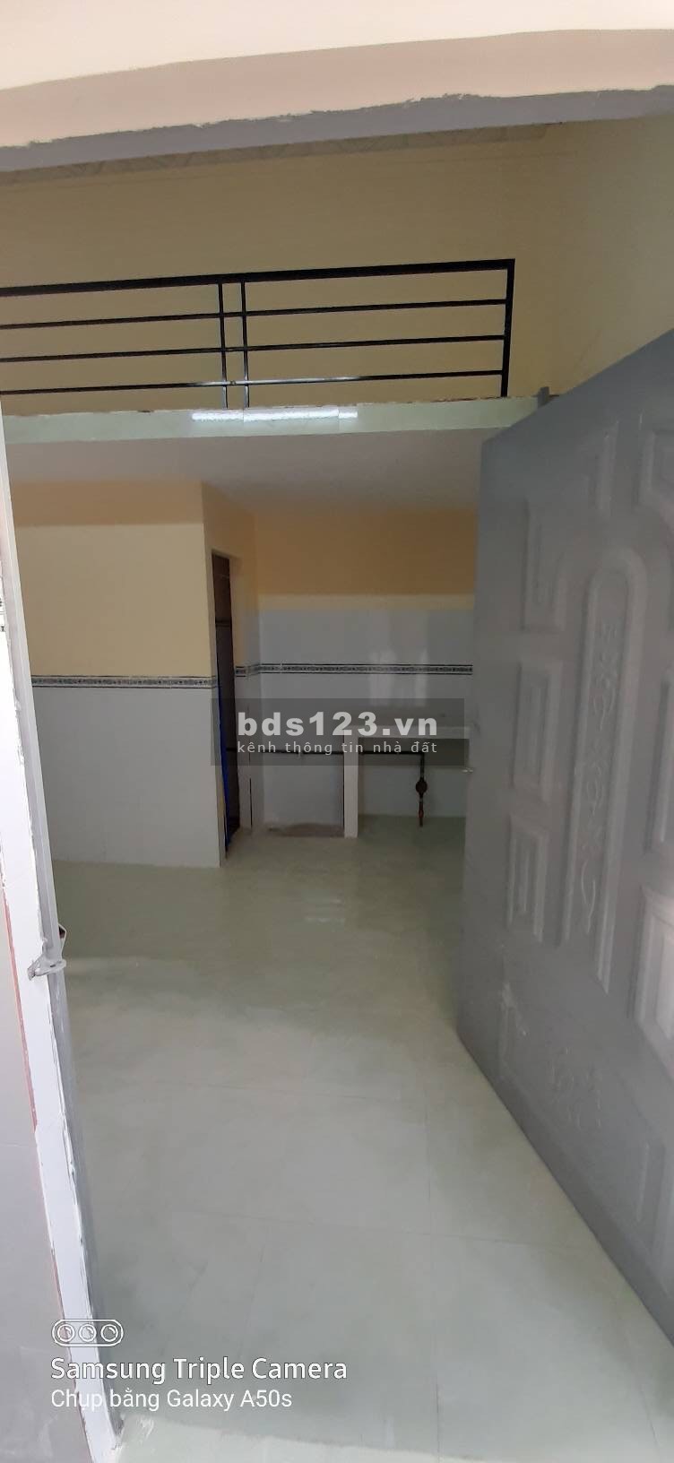 Dịch bệnh kinh doanh thua lỗ tôi cần ( Bán Gấp) 4 dãy nhà trọ ngay KCN và 450m2 đất