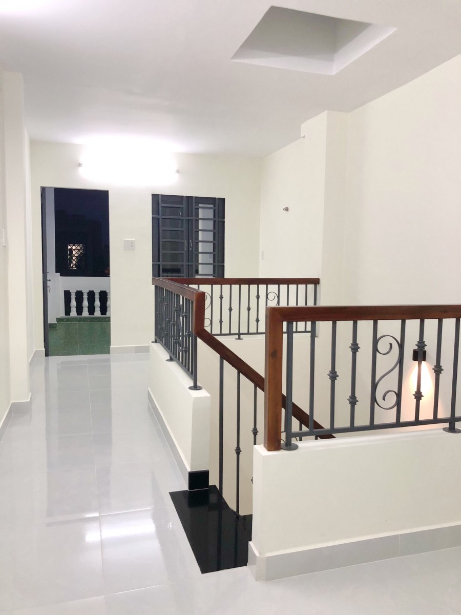 Nhà diện tích đẹp (4PN, 4 máy lạnh) hẻm 769 Phạm Thế Hiển P4 Q8