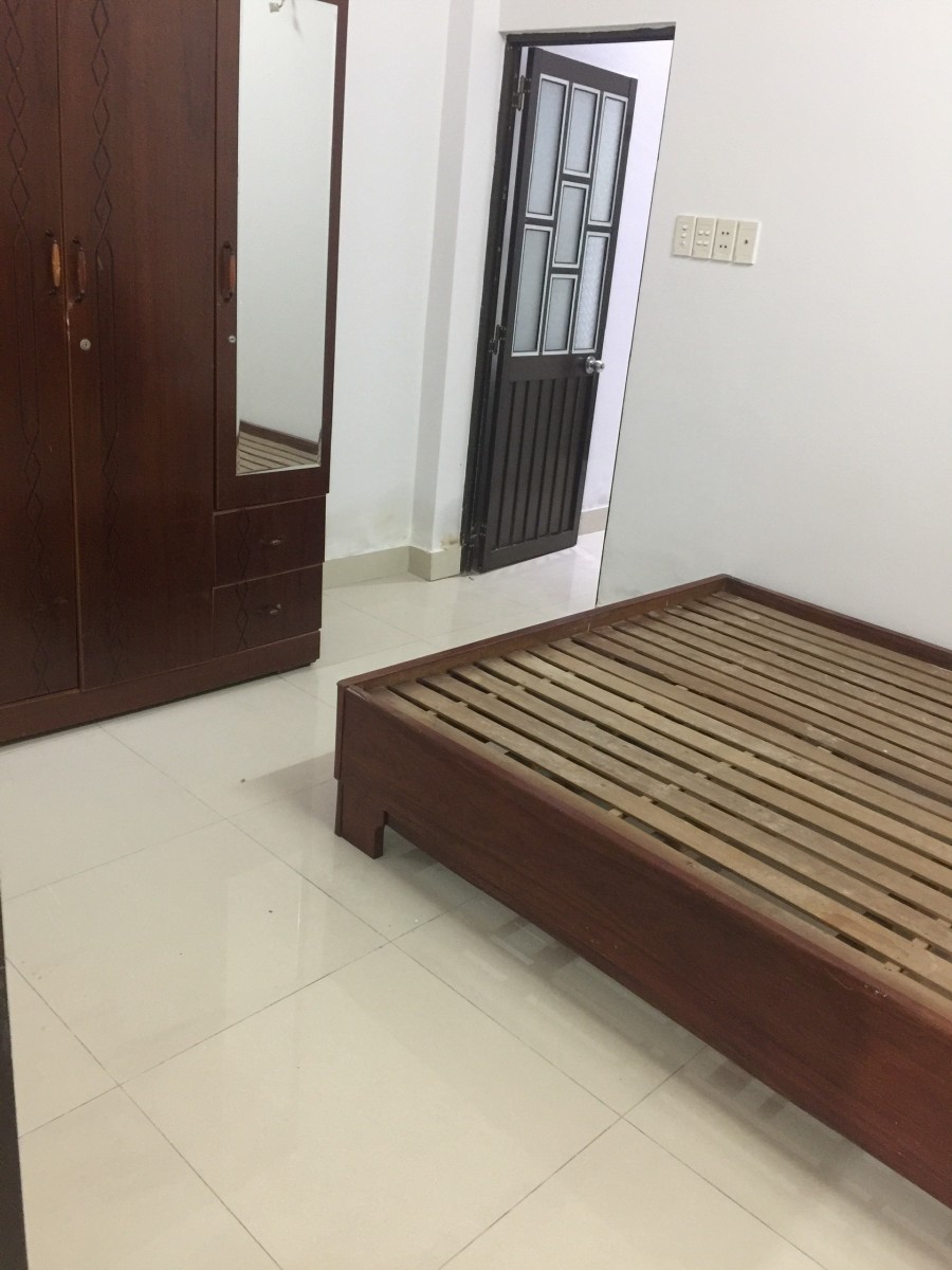 Nhà bán Huỳnh Tấn Phát, Quận 7. Kế bên khu Nam Long. 76m2, 5 tỷ.