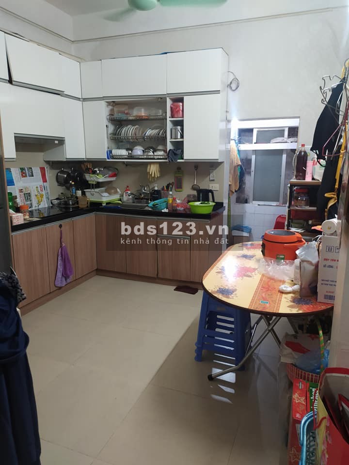 Hiếm, bán nhà Trương Định nguyên căn lô góc ngõ ô tô tránh dt 35m2 giá 2,3 tỷ