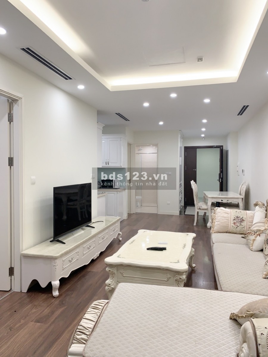 Cho thuê căn hộ chung cư HH1 90 Nguyễn Tuân 2PN Đủ Đồ