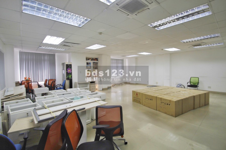 Cho thuê văn phòng tại 33 Lê Trung Nghĩa, Tân Bình giá chỉ 11,5$ /m2